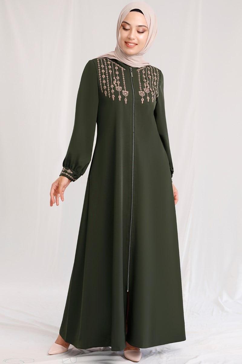 Motif İşlemeli Ferace Haki