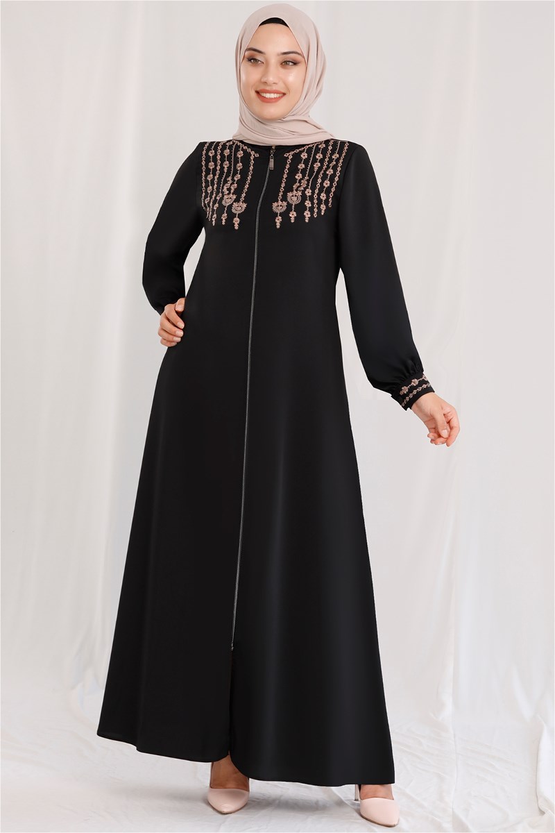 Motif İşlemeli Ferace Siyah