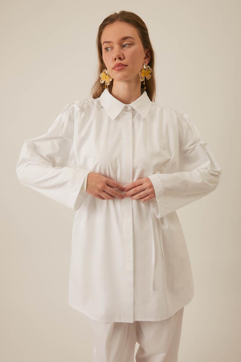 Omuzu Büzgü Detaylı Pantolon Takım Beyaz