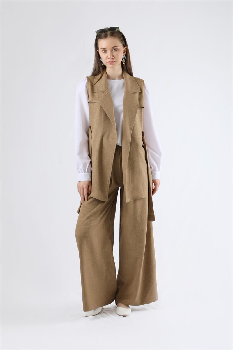 Yelekli Üçlü Takım Camel