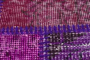 GENELEKSEL EL DOKUMA MOR RENGİ PATCHWORK HALI PASPAS