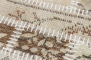 GENELEKSEL EL DOKUMA BEJ RENGİ PATCHWORK HALI PASPAS