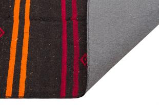 GERÇEK EL DOKUMA DESENLİ KEÇİ KILI YÜN KİLİMİ