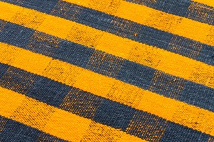 ÖZEL EL DOKUMA SARI LACUVERT VINTAGE KİLİM 