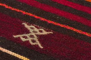 Eşsiz El Dokuma Mürdüm Rengi Keçi Kılı Yün Kilim