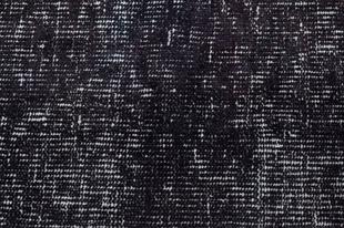 EŞSİZ EL DOKUMA SİYAH RENGİ ESKİTME VİNTAGE HALISI