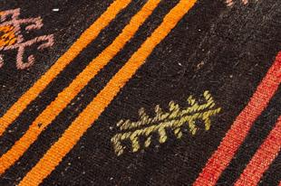 GERÇEK EL DOKUMA RENKLİ ÇİÇEKLİ DESEN ANADOLU YÜN KİLİM