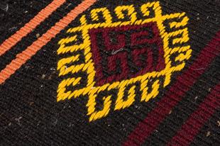 GERÇEK EL DOKUMA SARI KIRIMIZI RENGİ ÇİÇEKLİ DESEN YÜN KİLİM