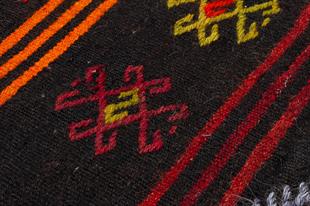 GERÇEK EL DOKUMA ÇOK RENKLİ ÇİÇEKLİ DESEN KEÇİ YÜN KİLİM