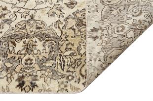 GERÇEK EL DOKUMA BEJ RENGİ KAHVRENGİ GÖBEKLİ DESEN VİNTAGE HALISI