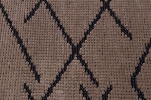 VİZON RENGİ ISKANDİNAV DESEN MODREN ŞÖNİL DOKUMA KAYMAZ TABANLI HALI