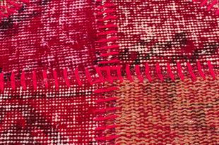 GENELEKSEL EL DOKUMA KIRMIZI RENGİ PATCHWORK HALI PASPAS