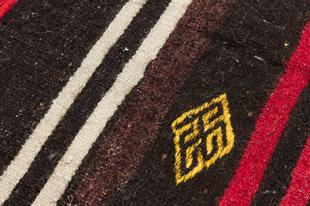 Eşsiz El Dokuma Sarı Kırmızı Rengi Sivas Yün Kilim