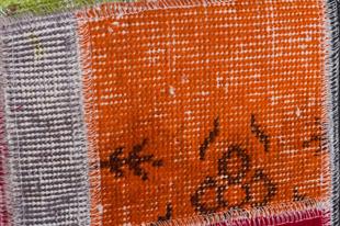 GERÇEK EL DOKUMA MULTİ RENGİ PATCHWORK KARE PUF