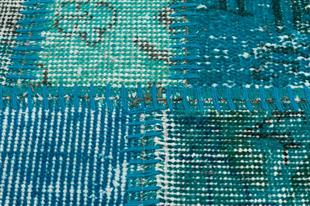 GENELEKSEL EL DOKUMA TURKUAZ RENGİ PATCHWORK HALI PASPAS