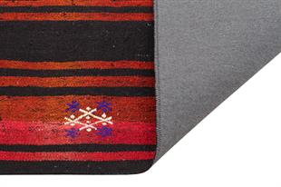 GERÇEK EL DOKUMA SİYAH KIRMIZI RENGİ ÇİZGİLİ KEÇİ KILI YÜN KİLİM