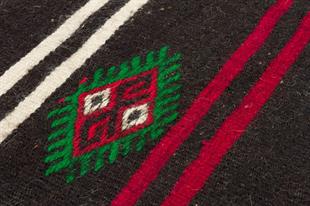 Eşsiz El DokumaTuruncu Kırmızı Rengi Sivas Yün Kilim