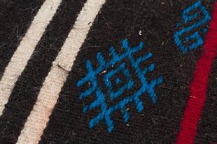 GERÇEK EL DOKUMA BEYAZ KIRMIZI KEÇİ KİLİM PASPAS