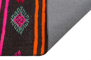 Eşsiz El Dokuma Pembe Kırmızı Rengi Sivas Yün Kilim