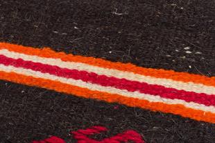 KIRMIZI TURUNCU RENGİ GEOMETRİK DESEN KEÇİ KILI YÜNLÜ KİLİM PASPAS