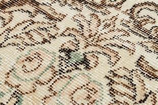 EL DOKUMA KREM KAHVERENGİ GÖBEKLİ DESEN VİNTAGE HALI