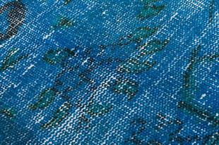 EŞSİZ EL DOKUMA TURUNCU RENGİ ÇİÇEKLİ DESEN VİNTAGE HALISI