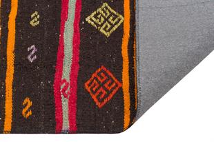 EŞSİZ EL DOKUMA KAHVERENGİ ANADOLU KEÇİ KILI KİLİMİ