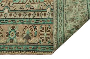 GERÇEK EL DOKUMA  VİZON YEŞİL RENGİ GÖBEKLİ DESEN YÜN HALISI