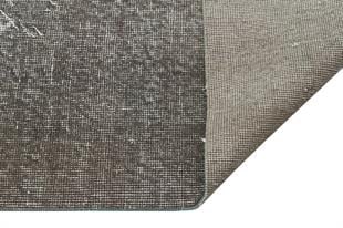 EŞSİZ EL DOKUMA KOYU GRİ RENGİ DESENSİZ ESKİTME VİNTAGE HALISI