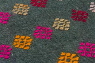 GERÇEK EL DOKUMA ÇİÇEKLİ DESEN YEŞİL KİLİM PASPAS