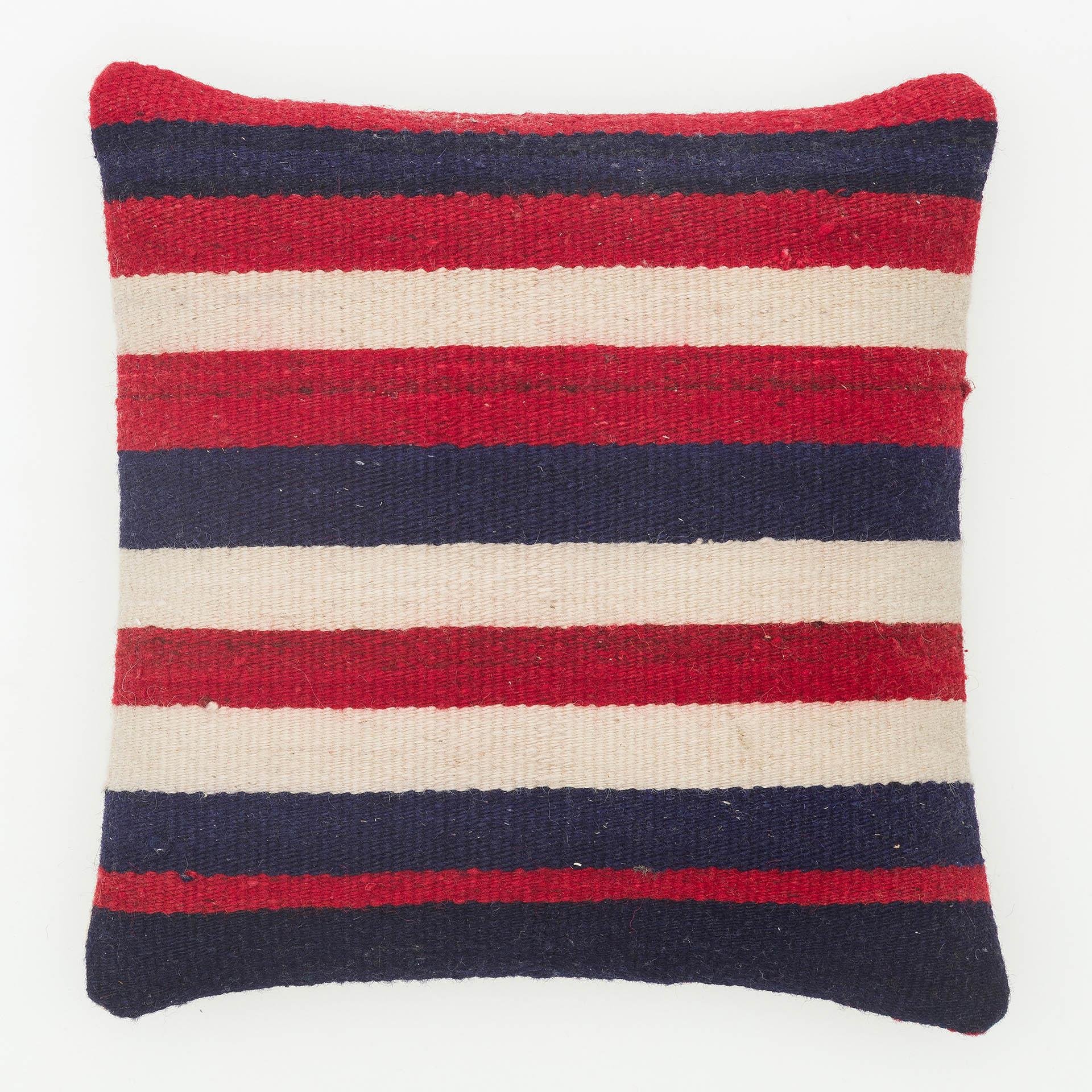 ÇOKLU RENK EL DÜĞÜMLÜ KEÇİ KILI YASTIK KILIFI