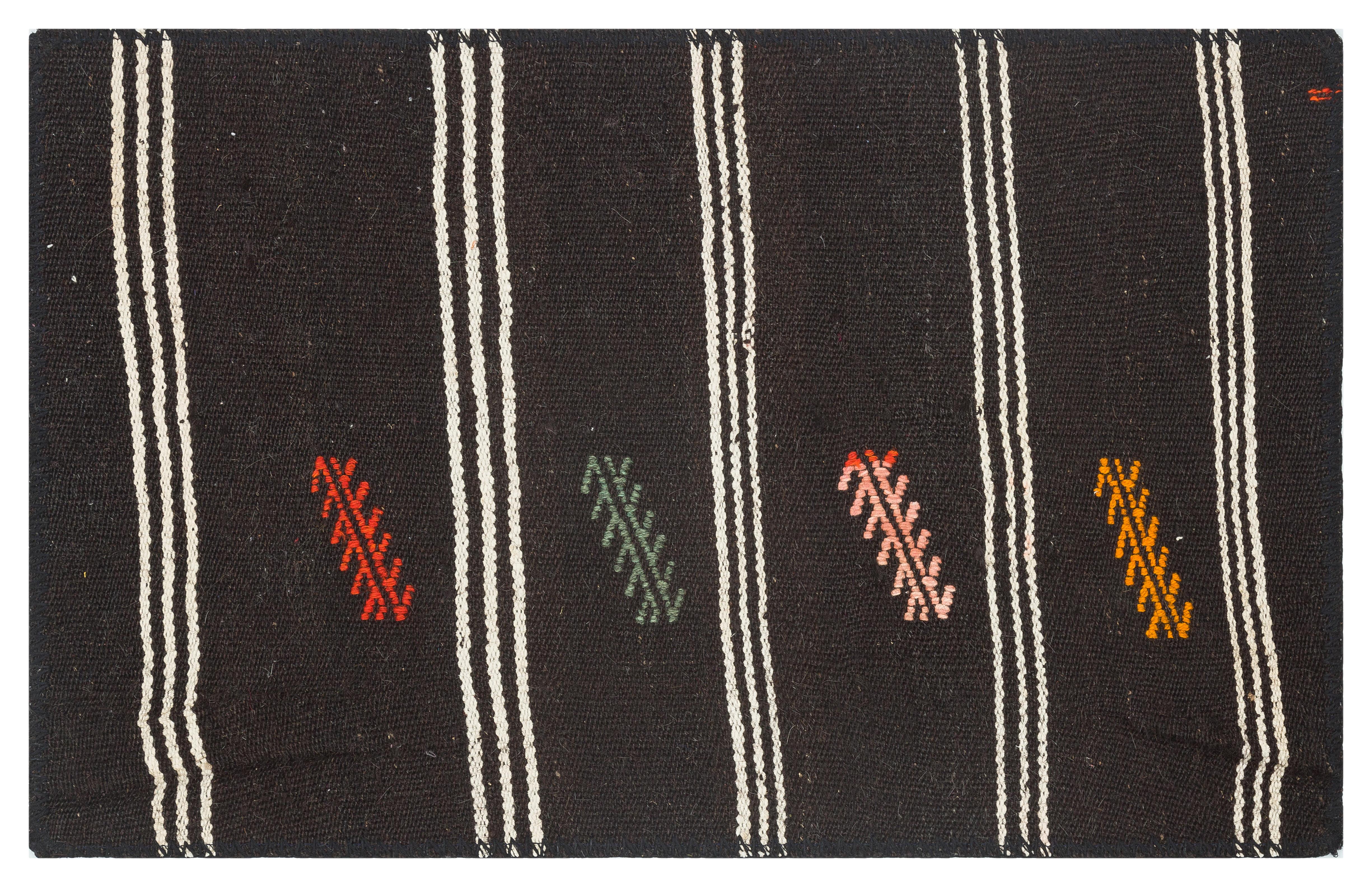 GERÇEK EL DOKUMA SİYAH BEYAZ RENGİ ÇİZGİLİ KİLİM PASPAS