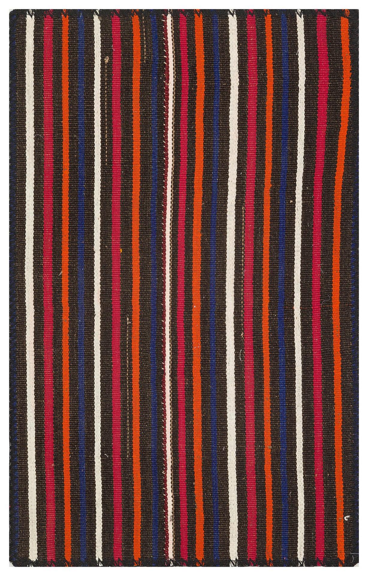 Beyaz Kirmizi Çizgili Siyah Kilim Paspas