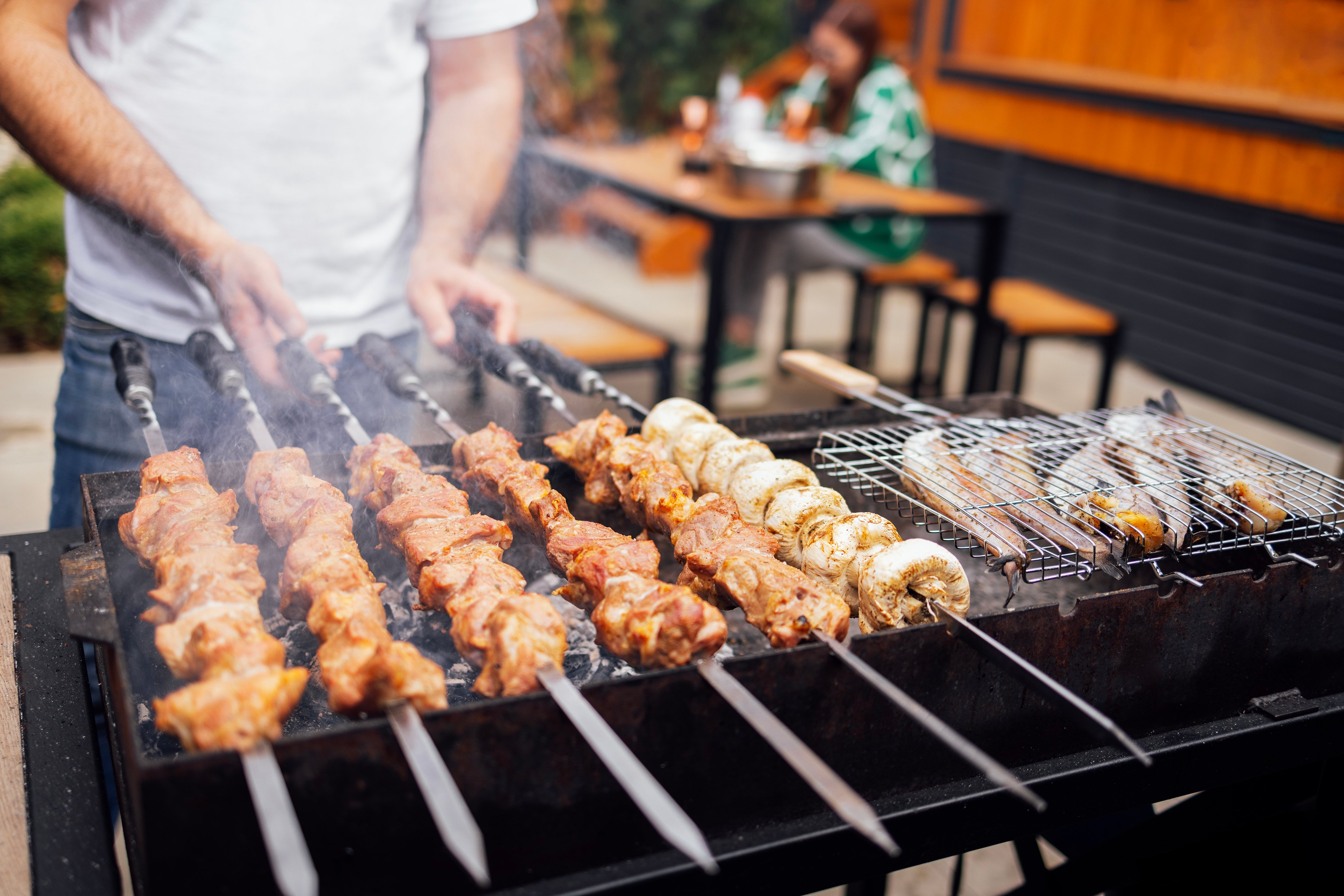Kamp ve Piknik İçin En İyi Taşınabilir Barbeküler