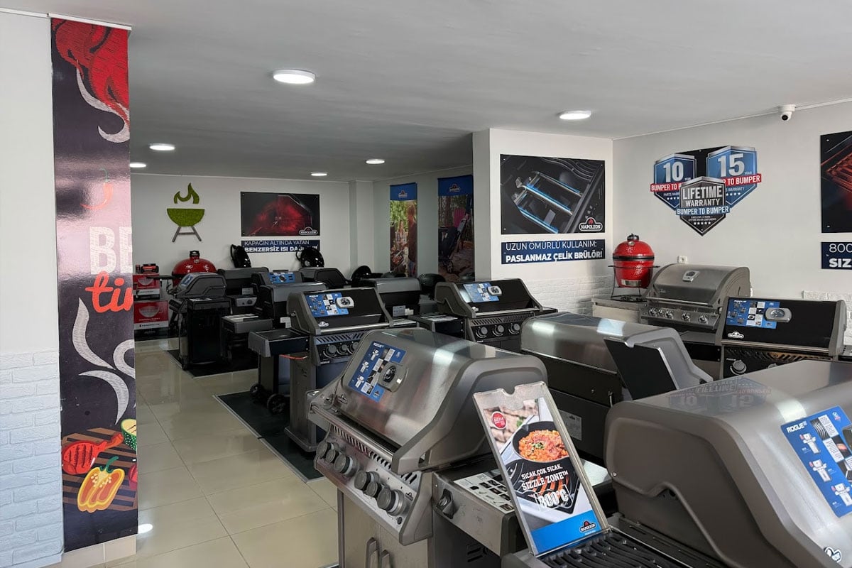 BBQSepeti ve Napoleon Grill Store Tuzla mağazası genel iç görünümü