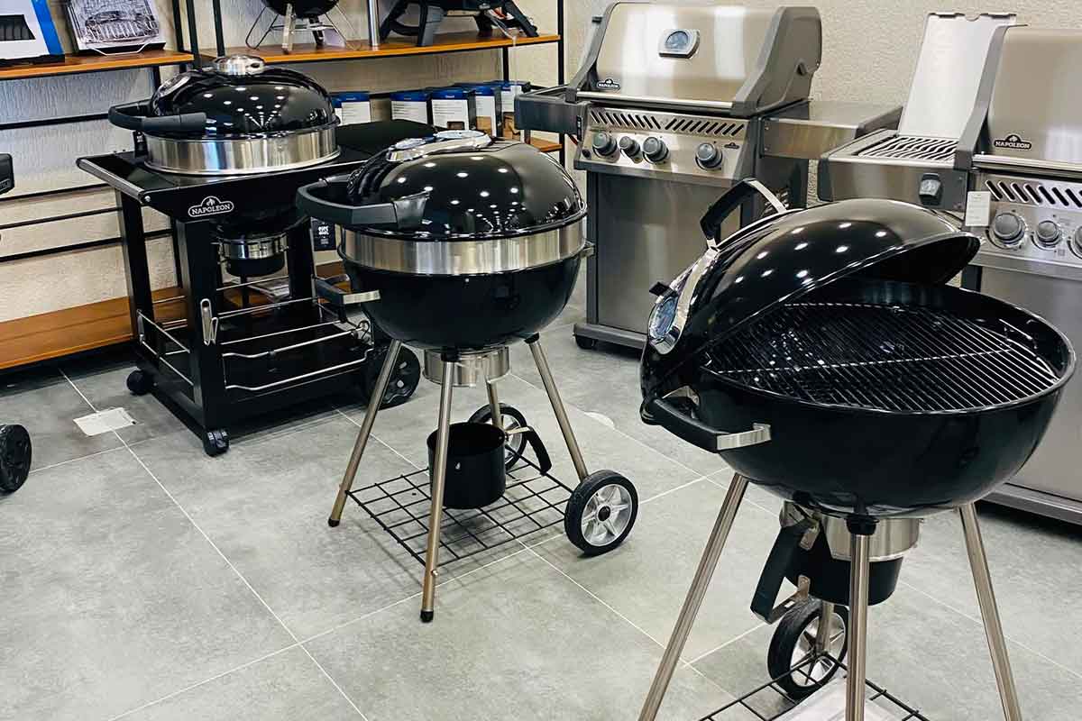 Napoleon kömürlü barbekü teşhir alanı
