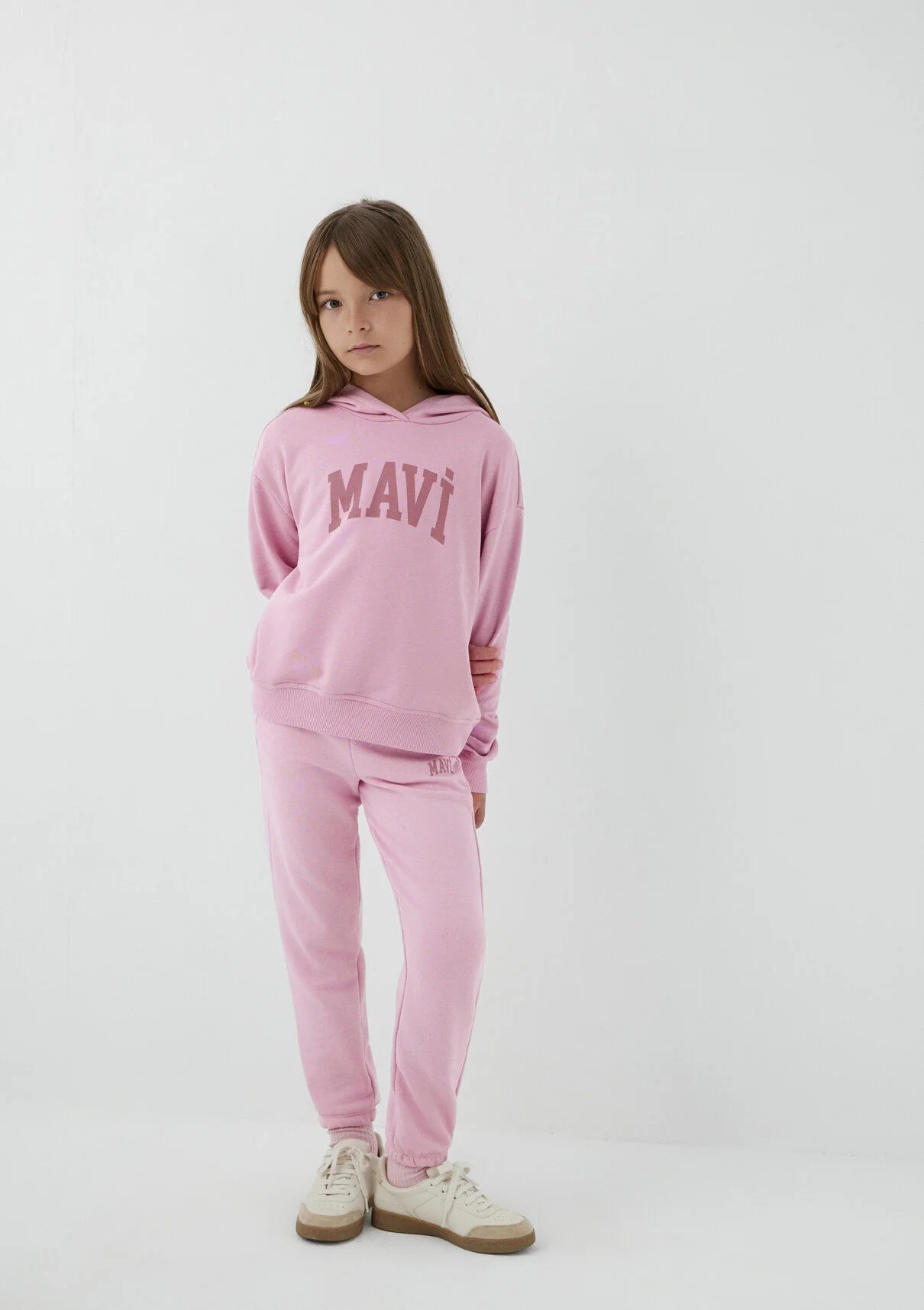 Mavi Kapüşonlu Pembe Sweatshirt