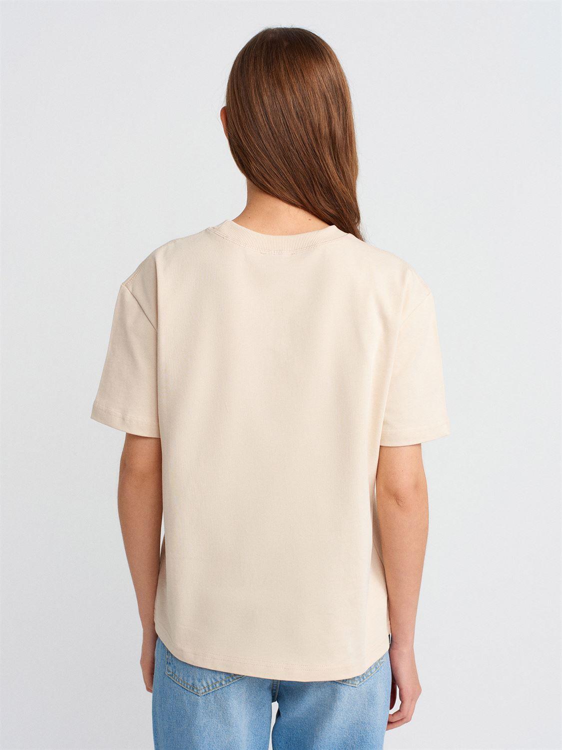 Dilvin %100 Pamuk Dekoratif Dikişli Kadın Bisiklet Yaka T-shirt