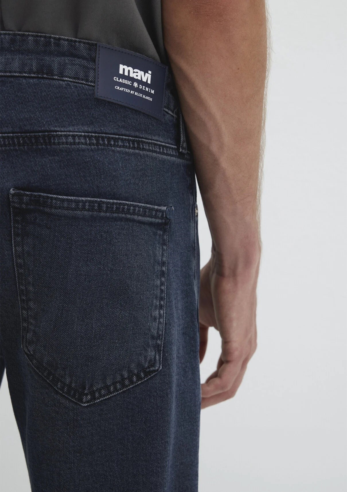 Mavi London Dark Space Classic Erkek Jean-0010172-89274