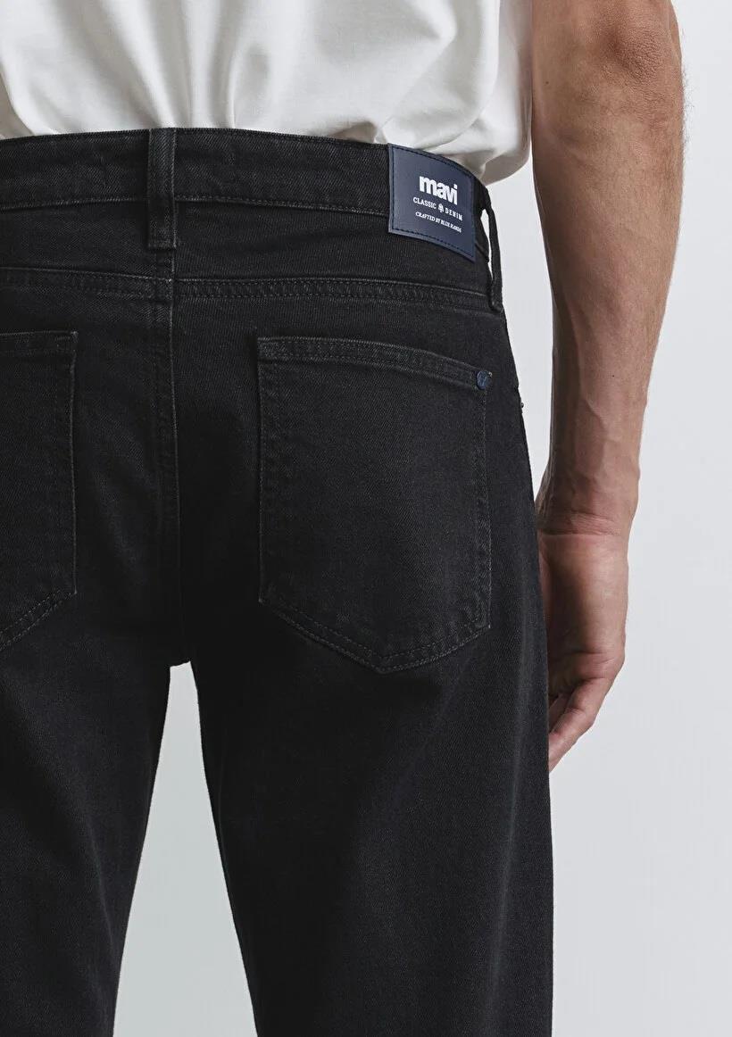 Mavi Mılan Washed Black Classic Comfort Erkek Jean 0081090642