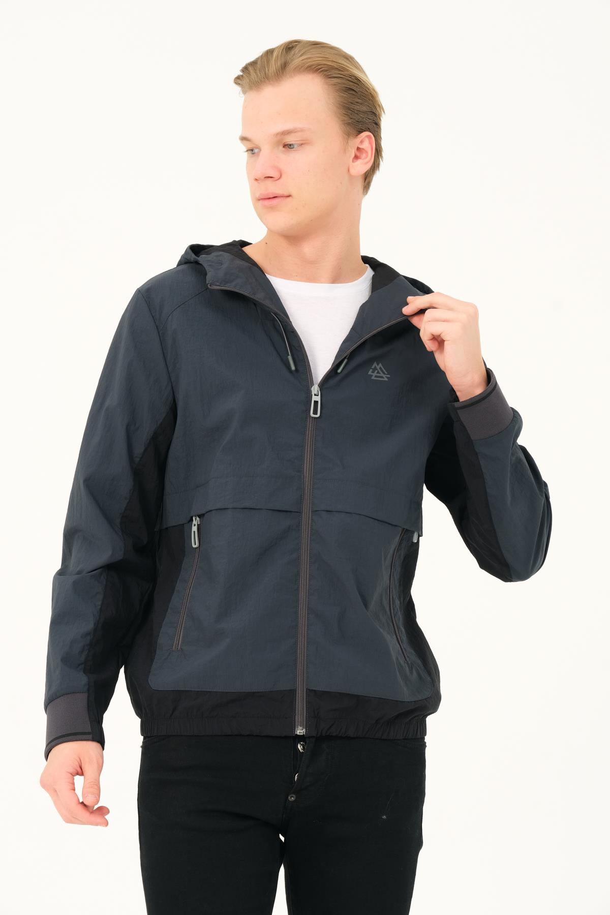 Sherpa Peaks Rüzgarlık SP2402