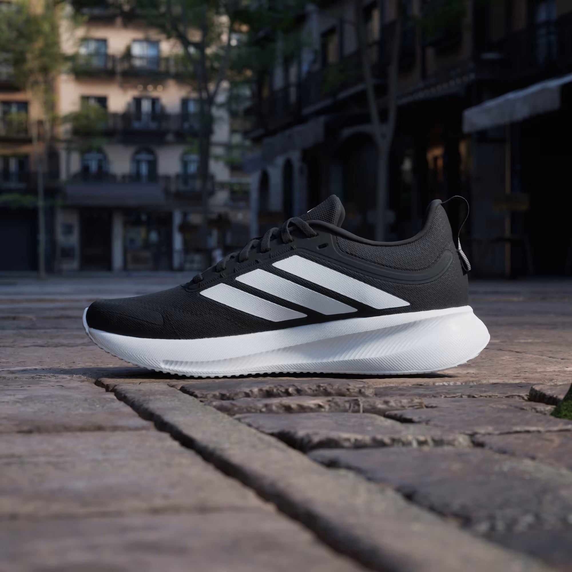 Adidas Runblaze W Kadın Yürüyüş ve Spor Ayakkabısı - KH5591