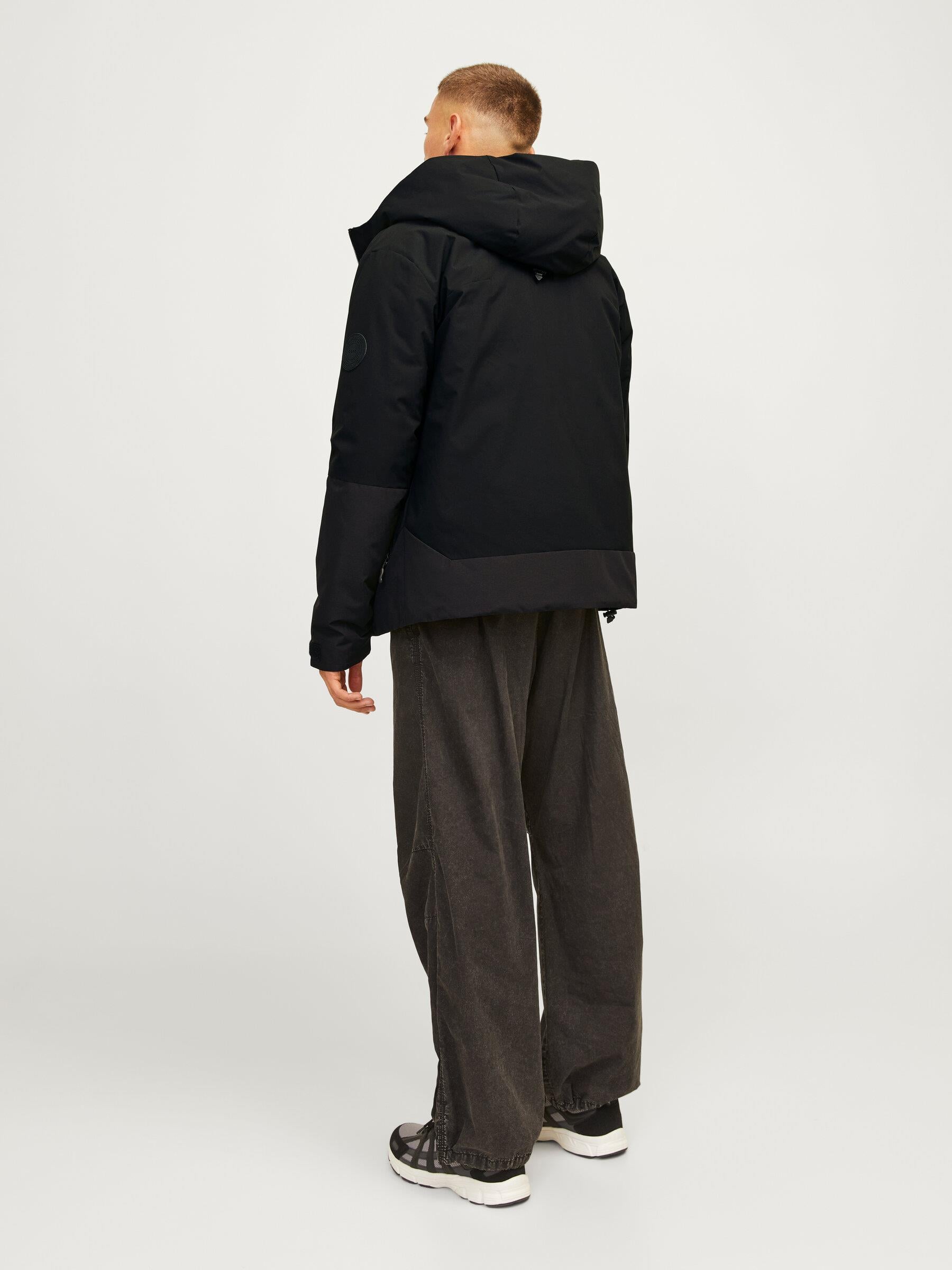 Jack&Jones Jcoaıden Transıtıonal  Erkek Mont Siyah 12260486