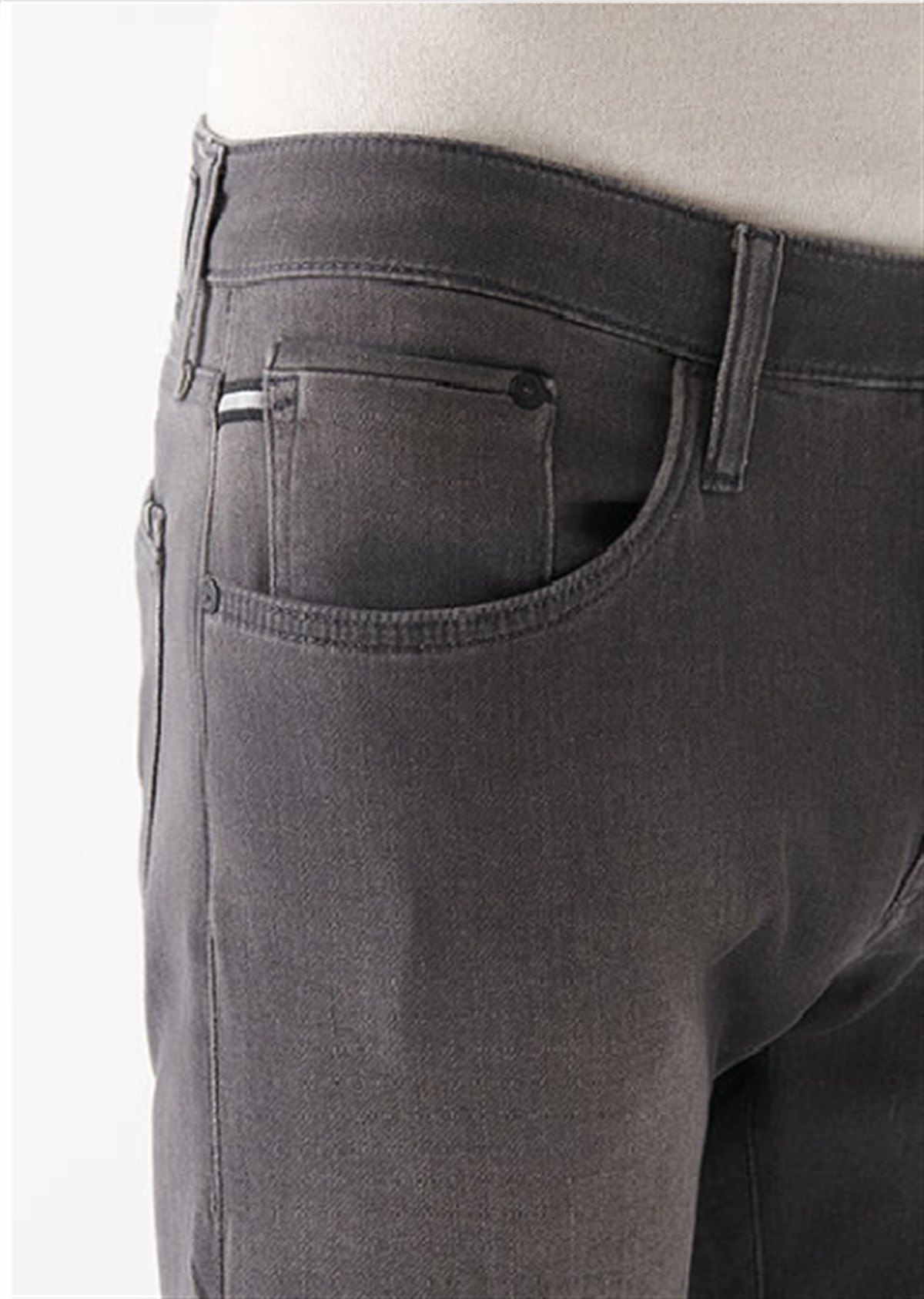 Mavi Marcus Cloudy Grey Sporty Erkek Pantolon 0035182163
