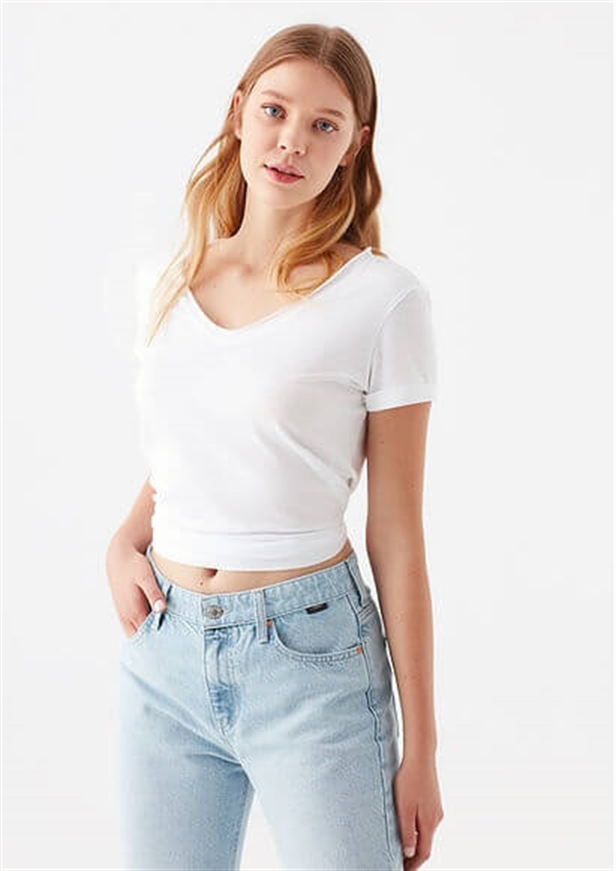 Mavi Basic V Yaka T-Shirt Beyaz Kadın T-Shirt