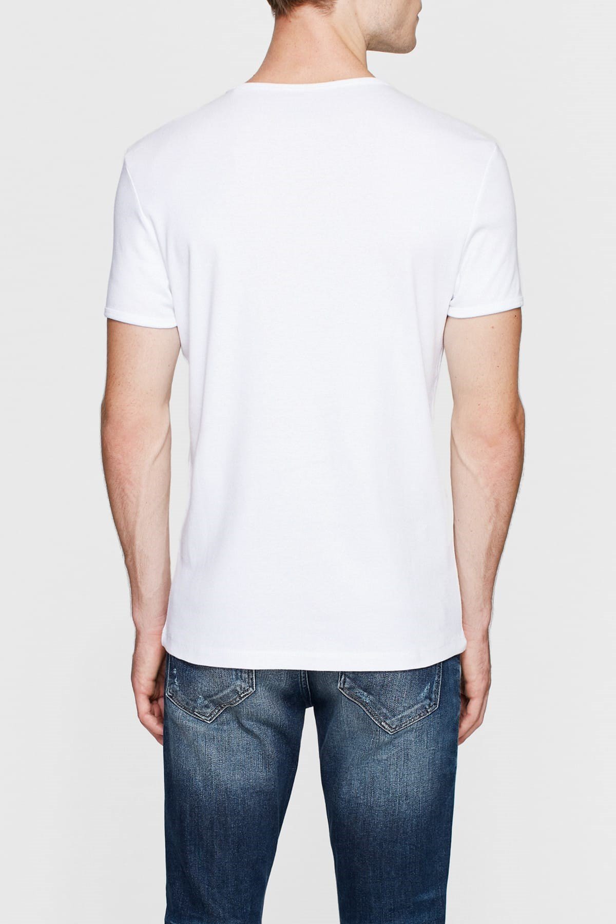 Mavi Erkek Beyaz Tişört