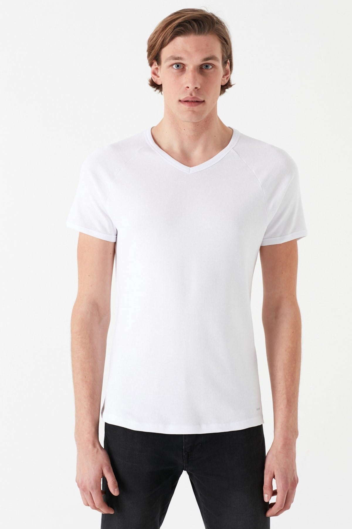 Mavi V Yaka T-Shirt Beyaz Erkek T-Shirt