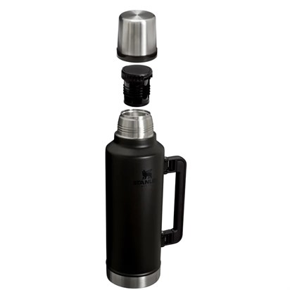 Stanley The Legendary Classic Bottle 1.9L / 2.0QT Black 2.0