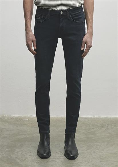 Mavi James Foggy Ink Lux Black Erkek Jean