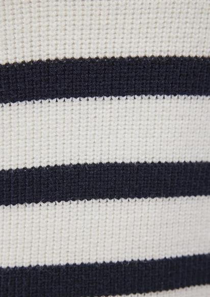 Mavi Yarı Fermuarlı Çizgili Kazak-0710131-70057